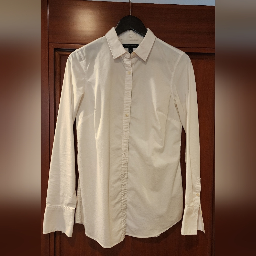 Banana Republic Riley White Button-Up Shirt, Size 6T (Tall)